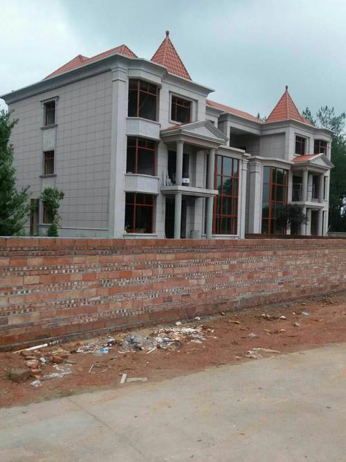 仿石漆施工時，為什么要做分格縫？